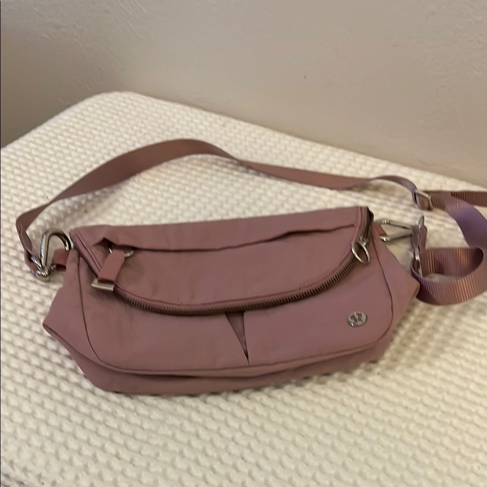 lululemon athletica Dusty Rose Crossbody Bag